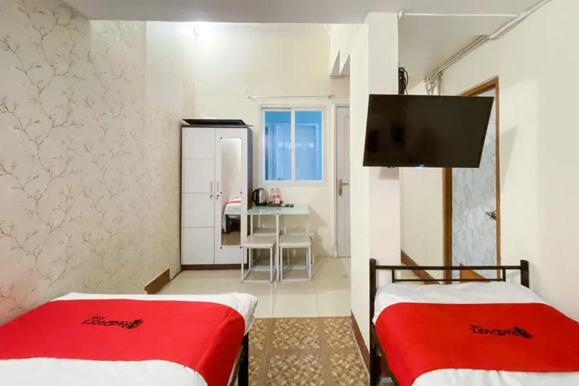 Reddoorz Syariah At Prapen Jaya Surabaya Hotel Bagian luar foto