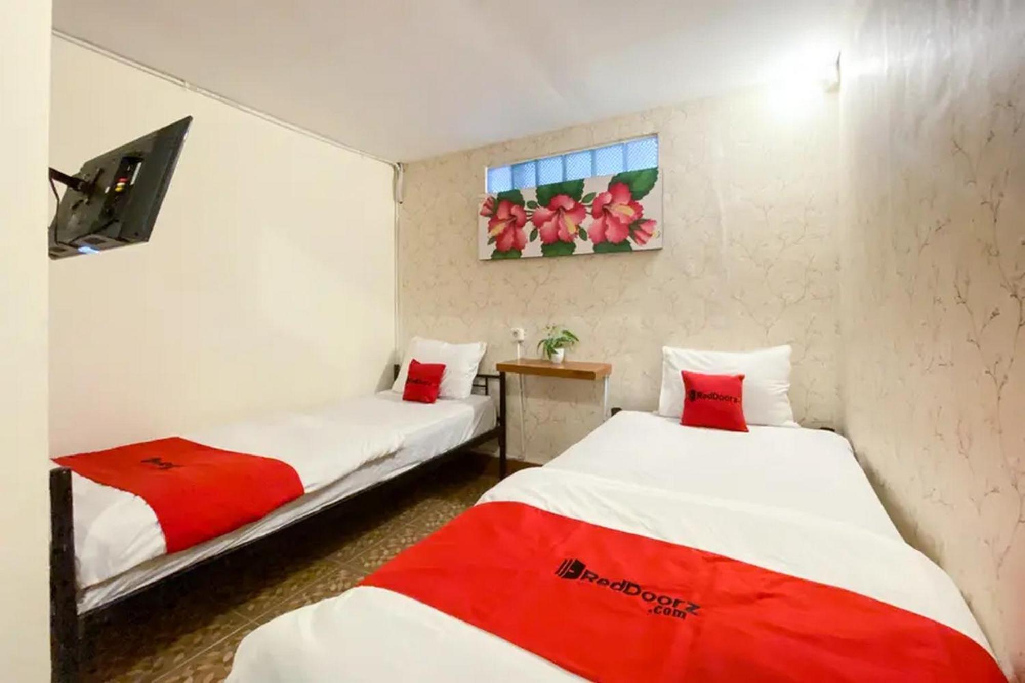 Reddoorz Syariah At Prapen Jaya Surabaya Hotel Bagian luar foto