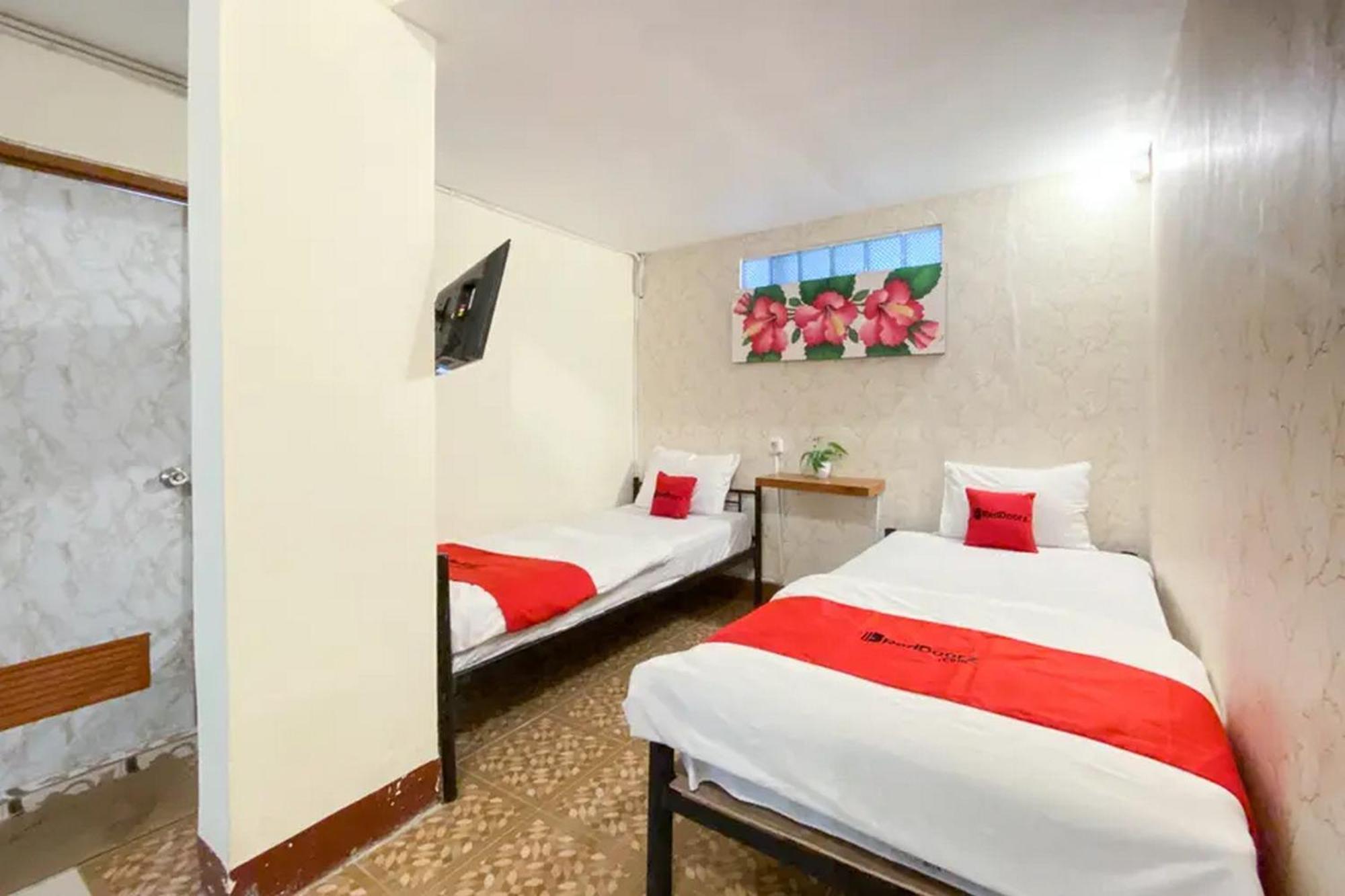 Reddoorz Syariah At Prapen Jaya Surabaya Hotel Bagian luar foto
